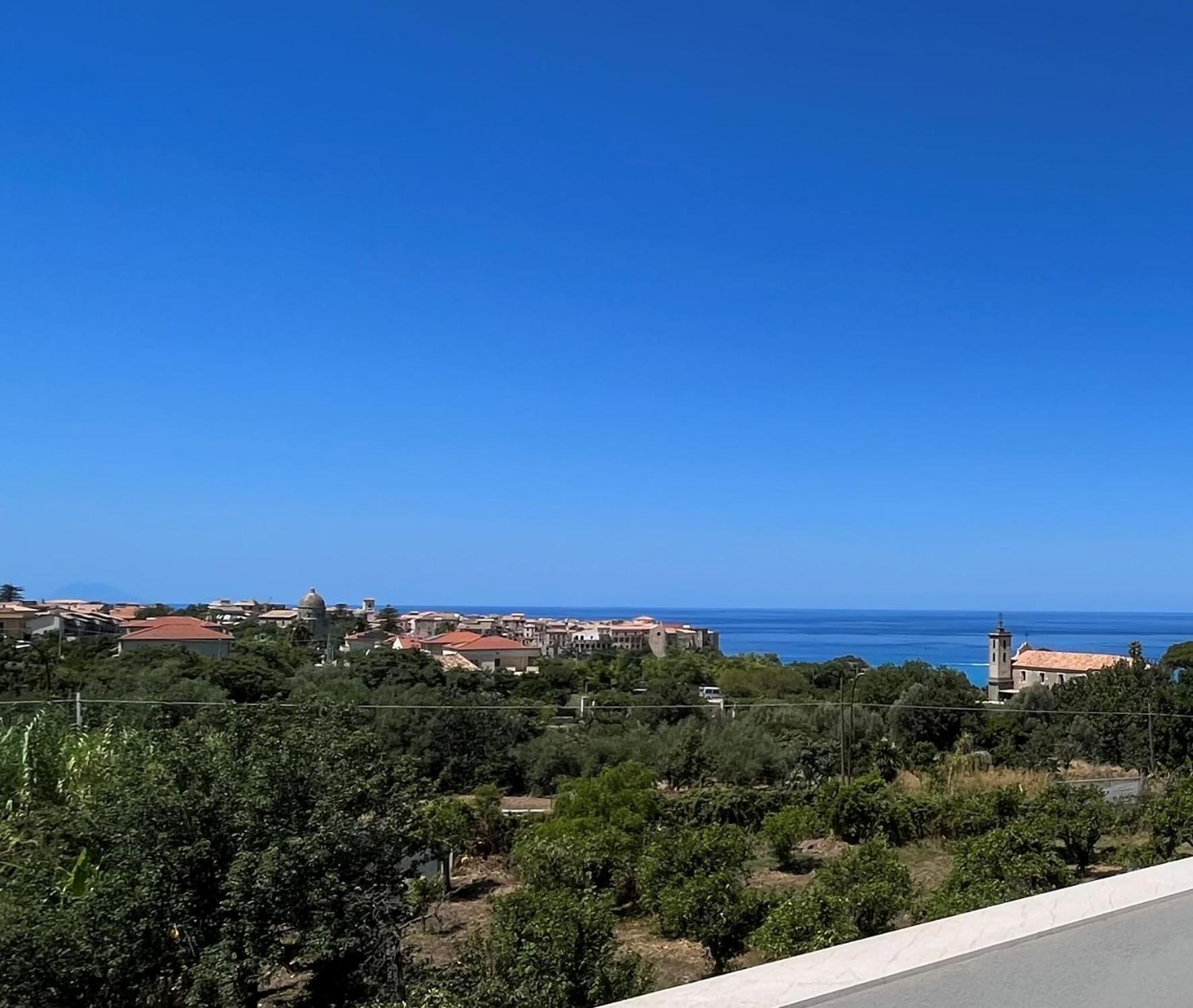 Aurantia - Mediterranean Tale Tropea Luaran gambar
